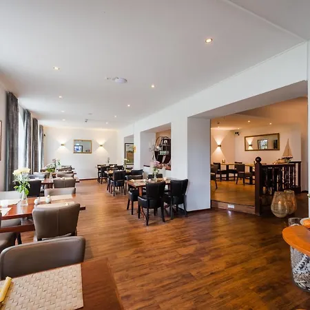 מלון Wh Zentrum 3*