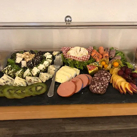 מלון Wh Zentrum 3*